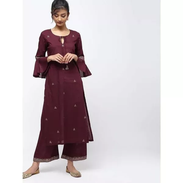 Cheera Straight Front Keyholl Elegant Kurta With Bell Sleeve Design - S