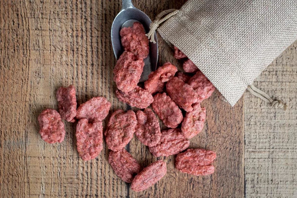 Red Velvet Pecans